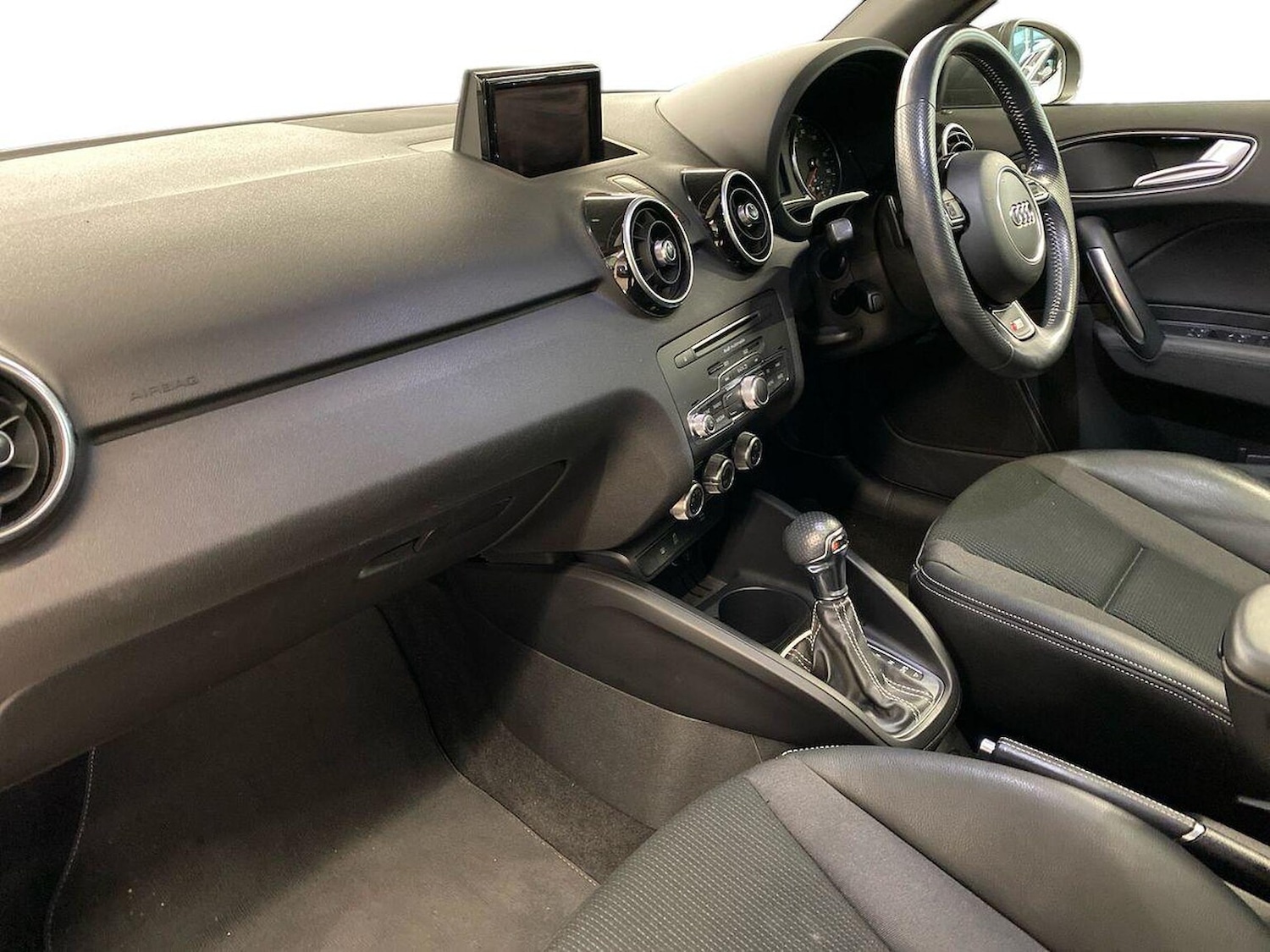 Used Audi A1 2018 for sale - 77555286: Photo 7