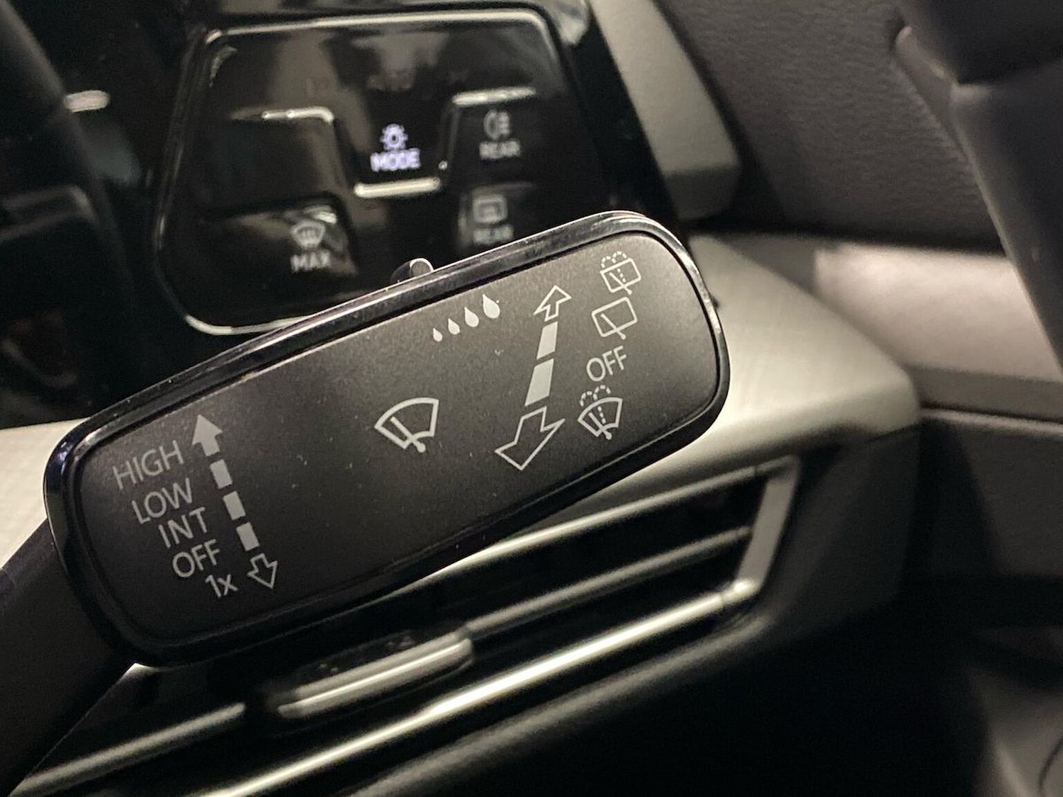 Used Volkswagen Golf 2025 for sale - 77090090: Photo 30