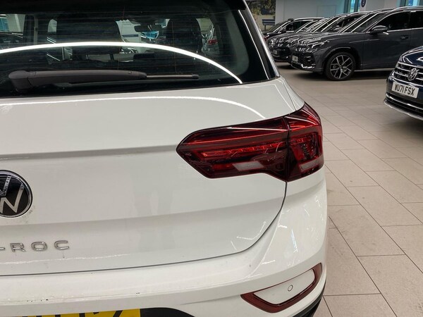 Used Volkswagen T-Roc 2022 for sale - 75994993: Photo 32