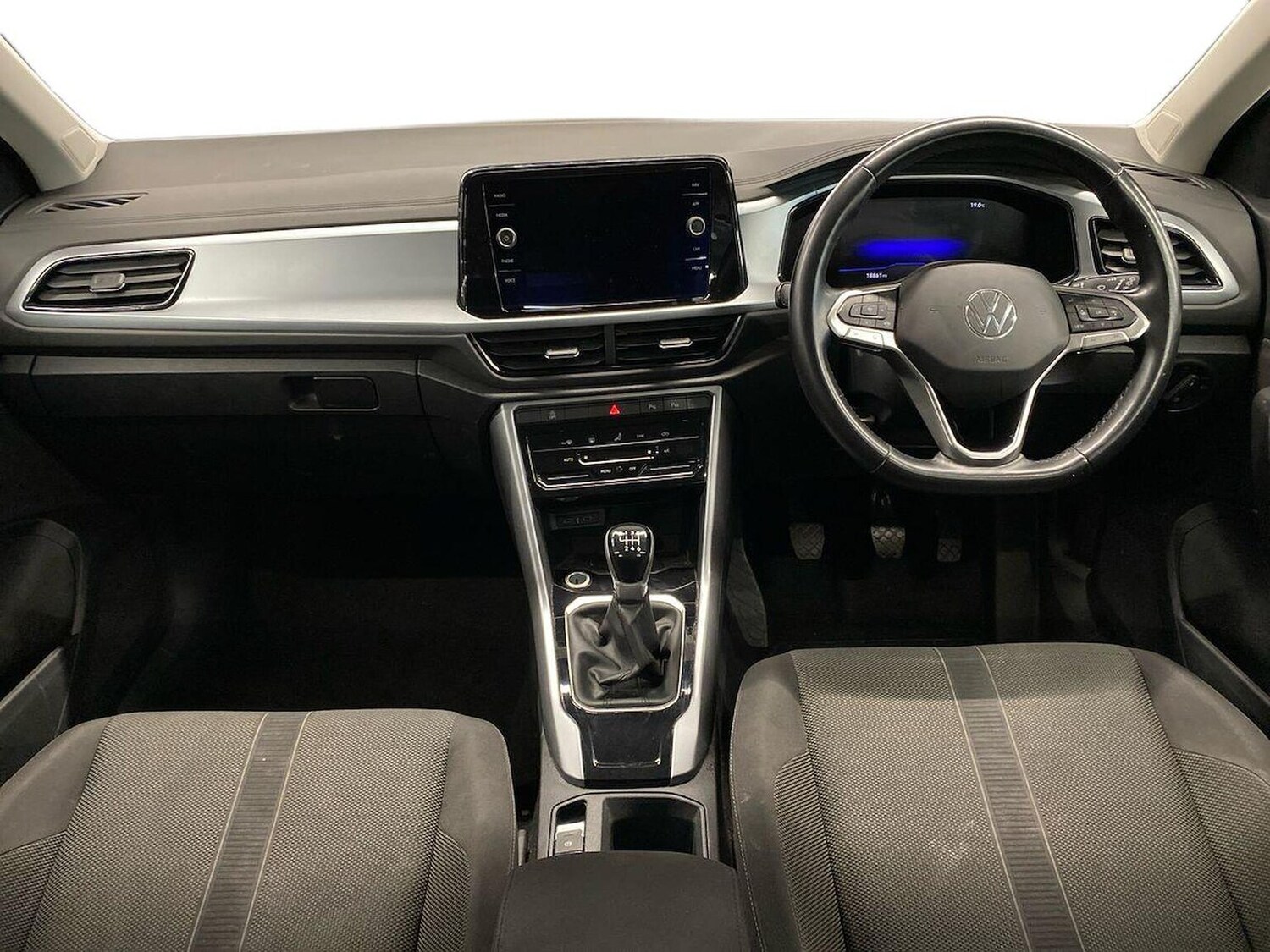 Used Volkswagen T-Roc 2022 for sale - 75994993: Photo 8