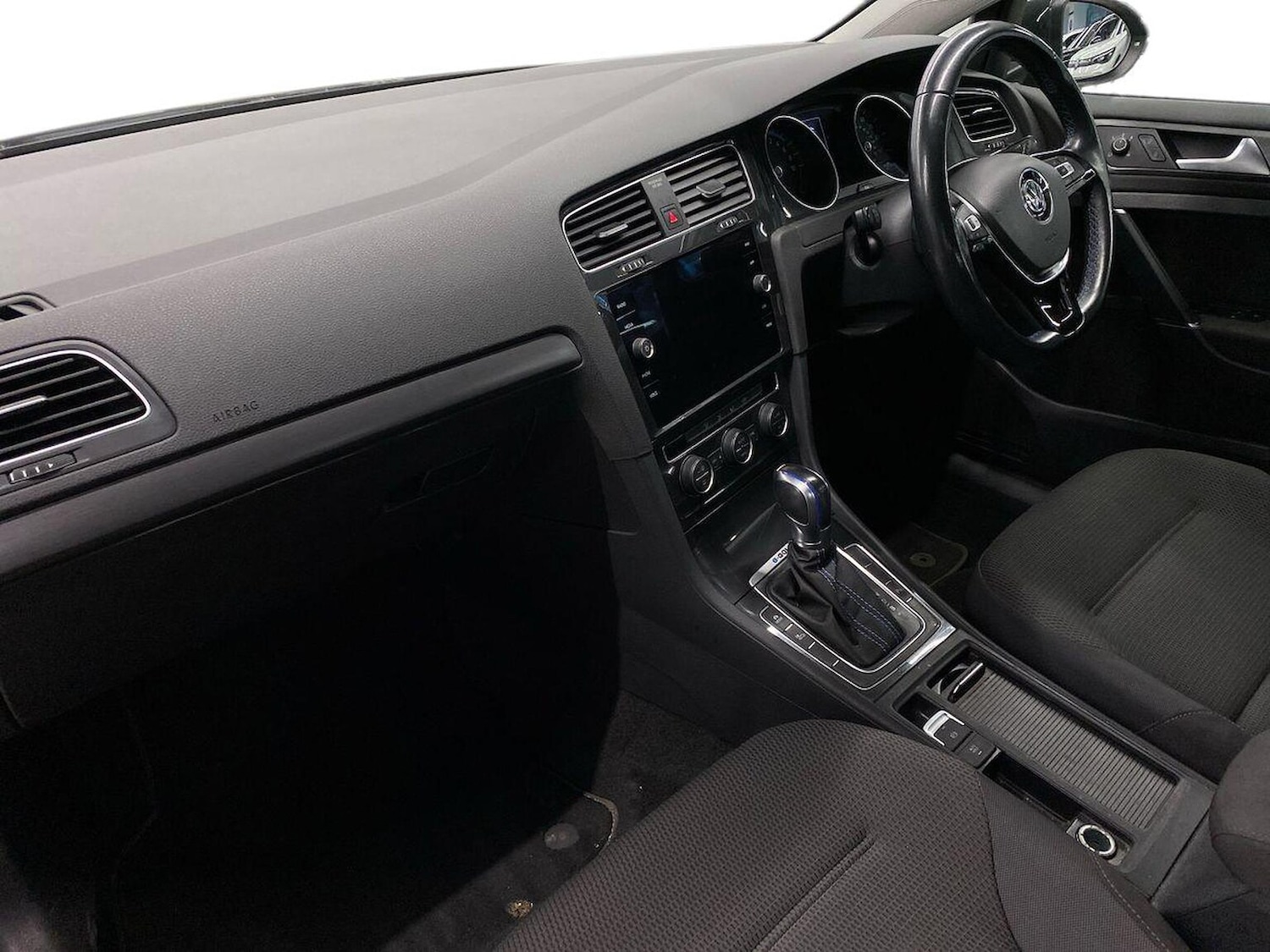 Used Volkswagen Golf 2019 for sale - 76559732: Photo 7