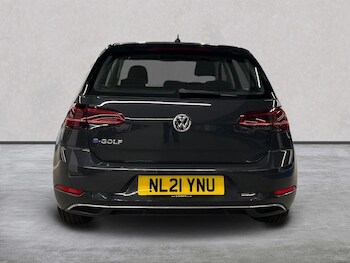 Used Volkswagen Golf 2021 for sale - 78434227: Photo