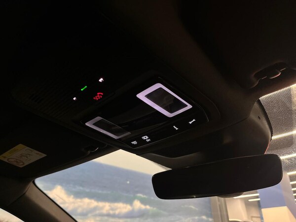 Used Volkswagen Passat 2025 for sale - 76046063: Photo 14