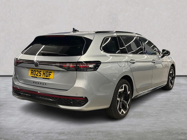 Used Volkswagen Passat 2025 for sale - 76046063: Photo 18