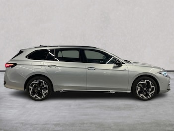 Used Volkswagen Passat 2025 for sale - 76046063: Photo 3