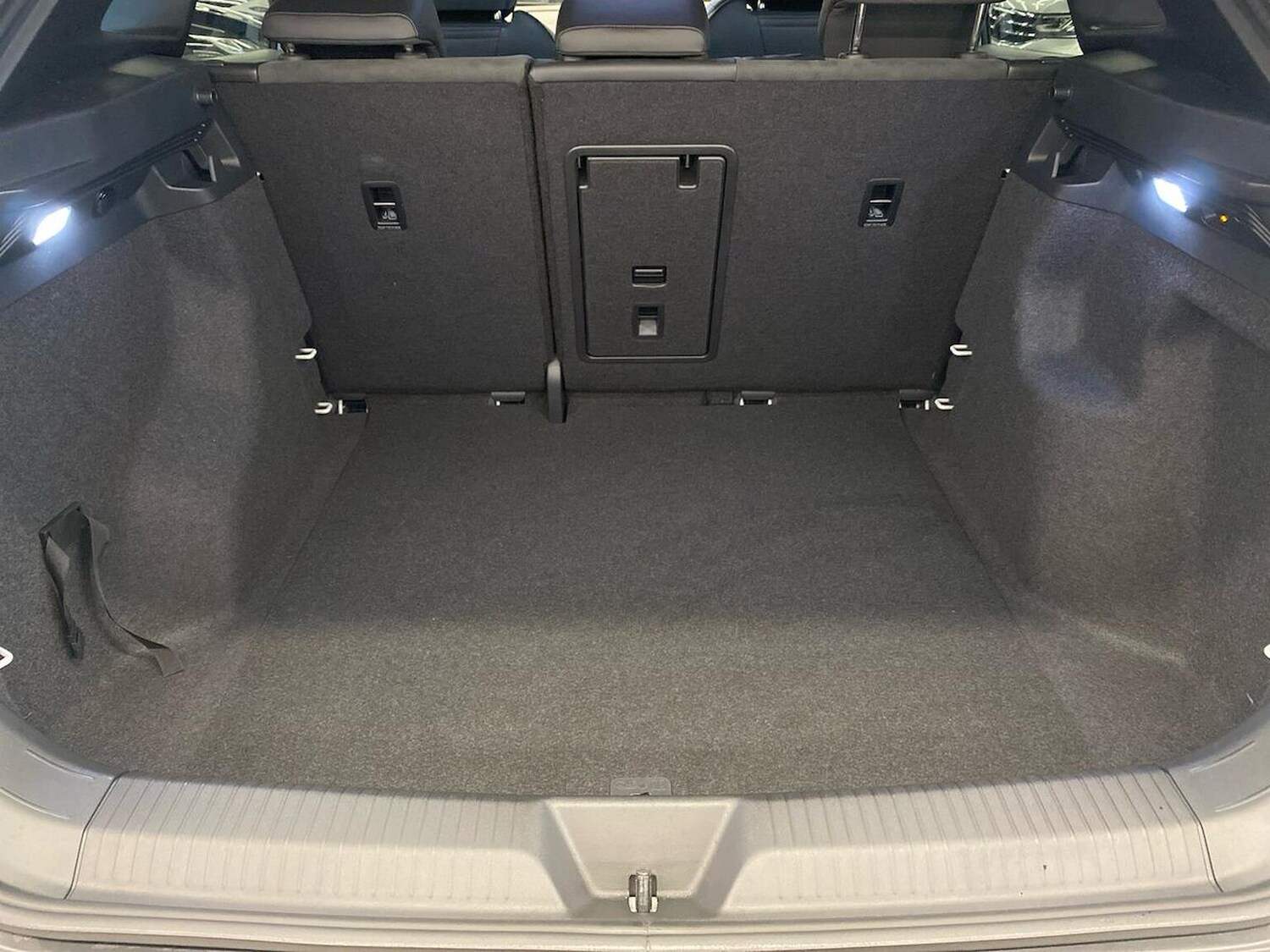 Used Volkswagen ID.4 2025 for sale - 77487848: Photo 17