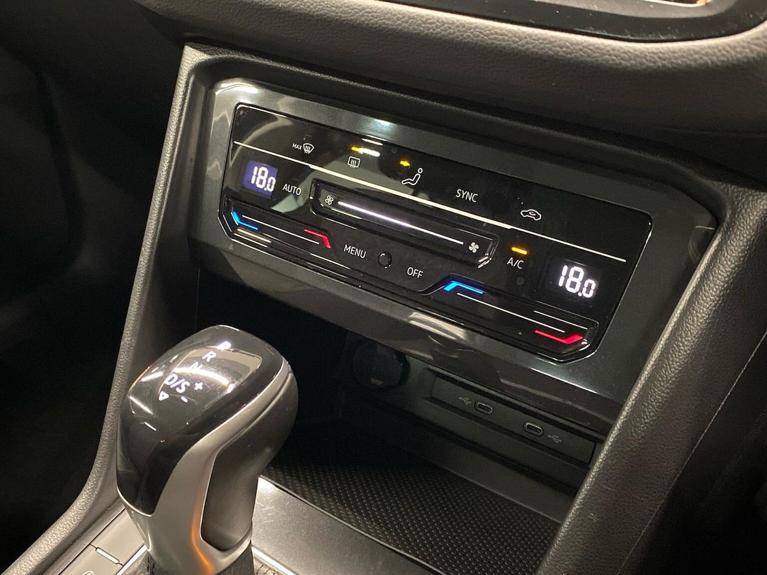 Used Volkswagen Tiguan 2022 for sale - 76837143: Photo 12