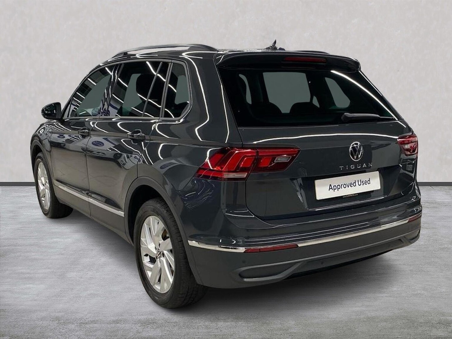 Used Volkswagen Tiguan 2022 for sale - 76837143: Photo 2