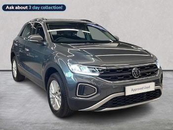 Used Volkswagen T-Roc 2024 for sale - 75539120: Photo
