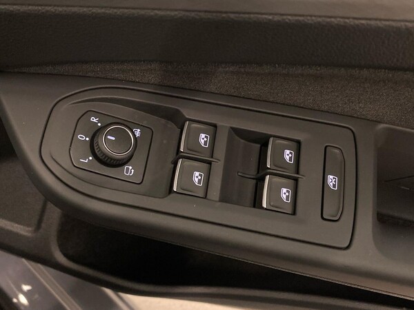 Used Volkswagen Golf 2025 for sale - 76181450: Photo 21