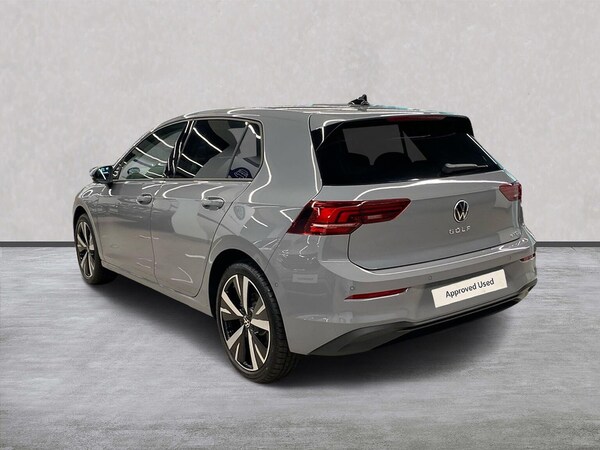 Used Volkswagen Golf 2025 for sale - 76181450: Photo 2