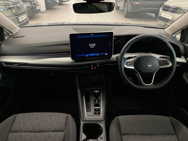 Used Volkswagen Golf 2025 for sale - 76181450: Photo 8