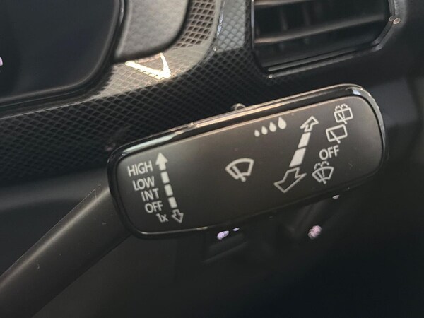 Used Volkswagen T-Cross 2025 for sale - 76143001: Photo 27