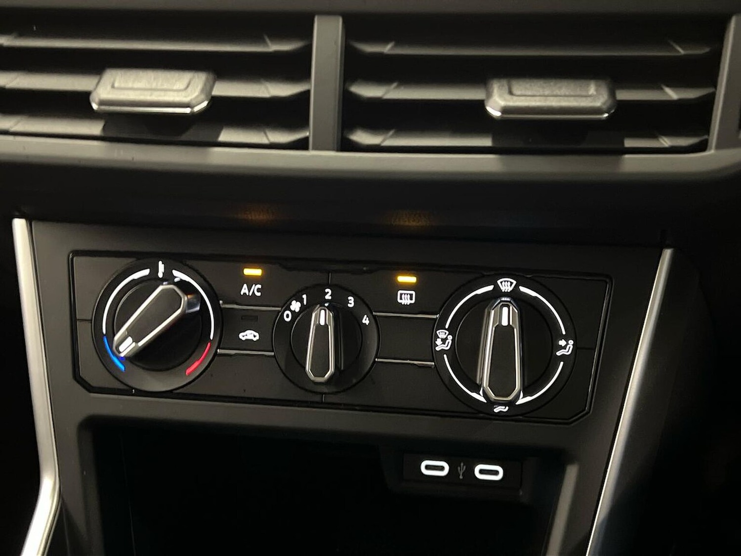 Used Volkswagen Polo 2024 for sale - 76770100: Photo 12