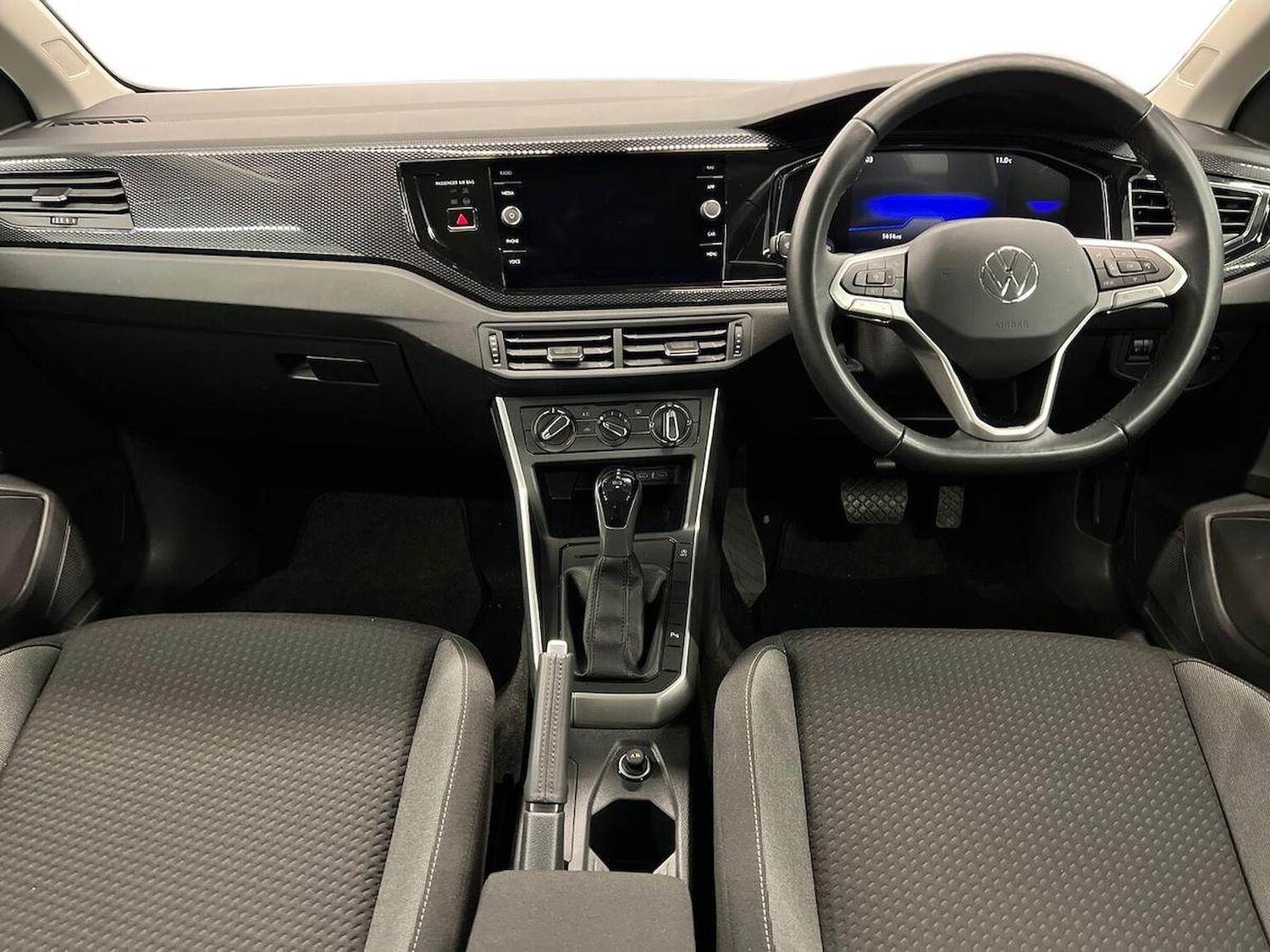 Used Volkswagen Polo 2024 for sale - 76770100: Photo 8