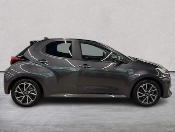 Used Toyota Yaris 2023 for sale - 78614961: Photo