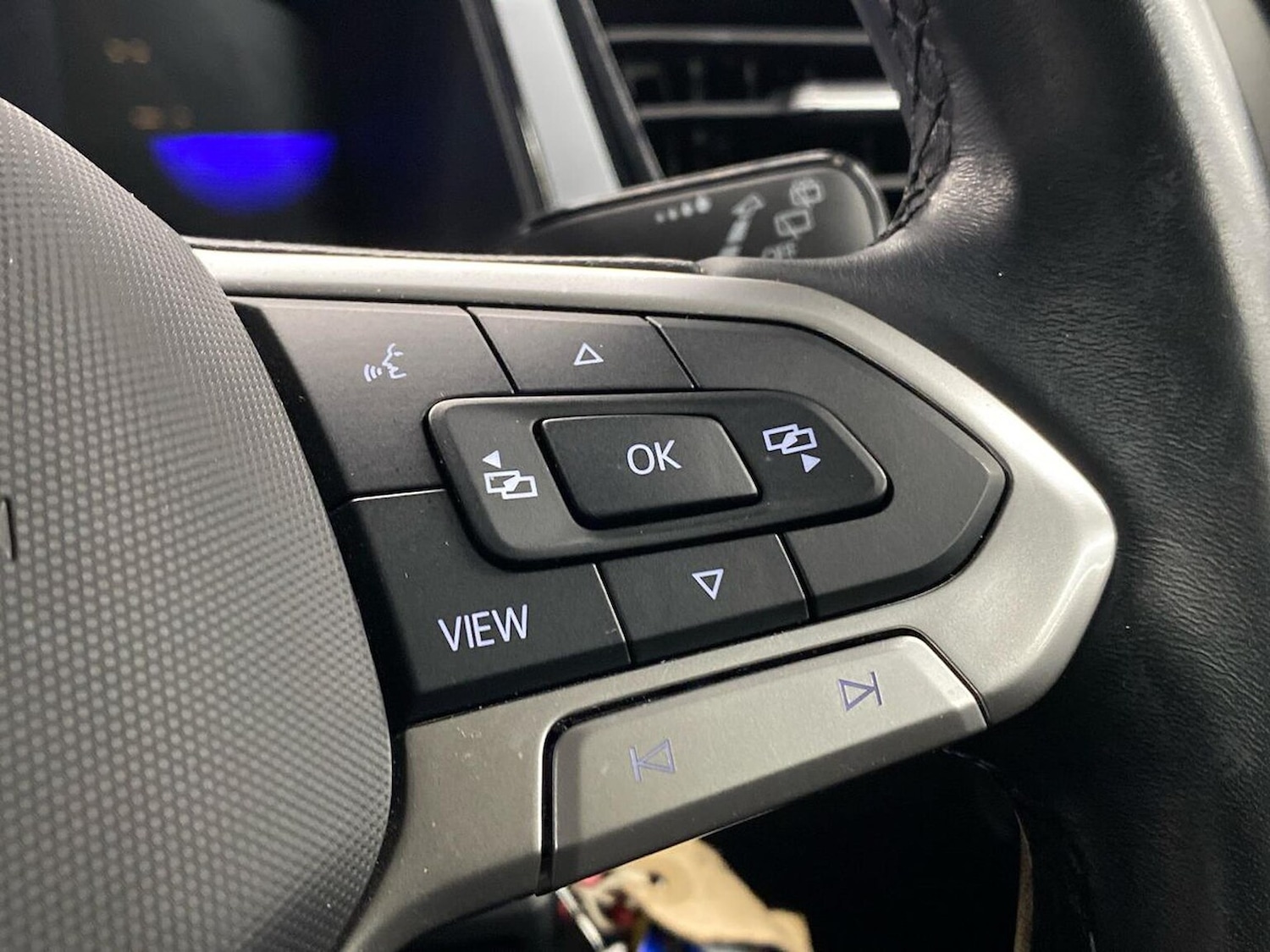 Used Volkswagen T-Roc 2022 for sale - 77528833: Photo 25