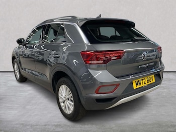 Used Volkswagen T-Roc 2022 for sale - 77528833: Photo