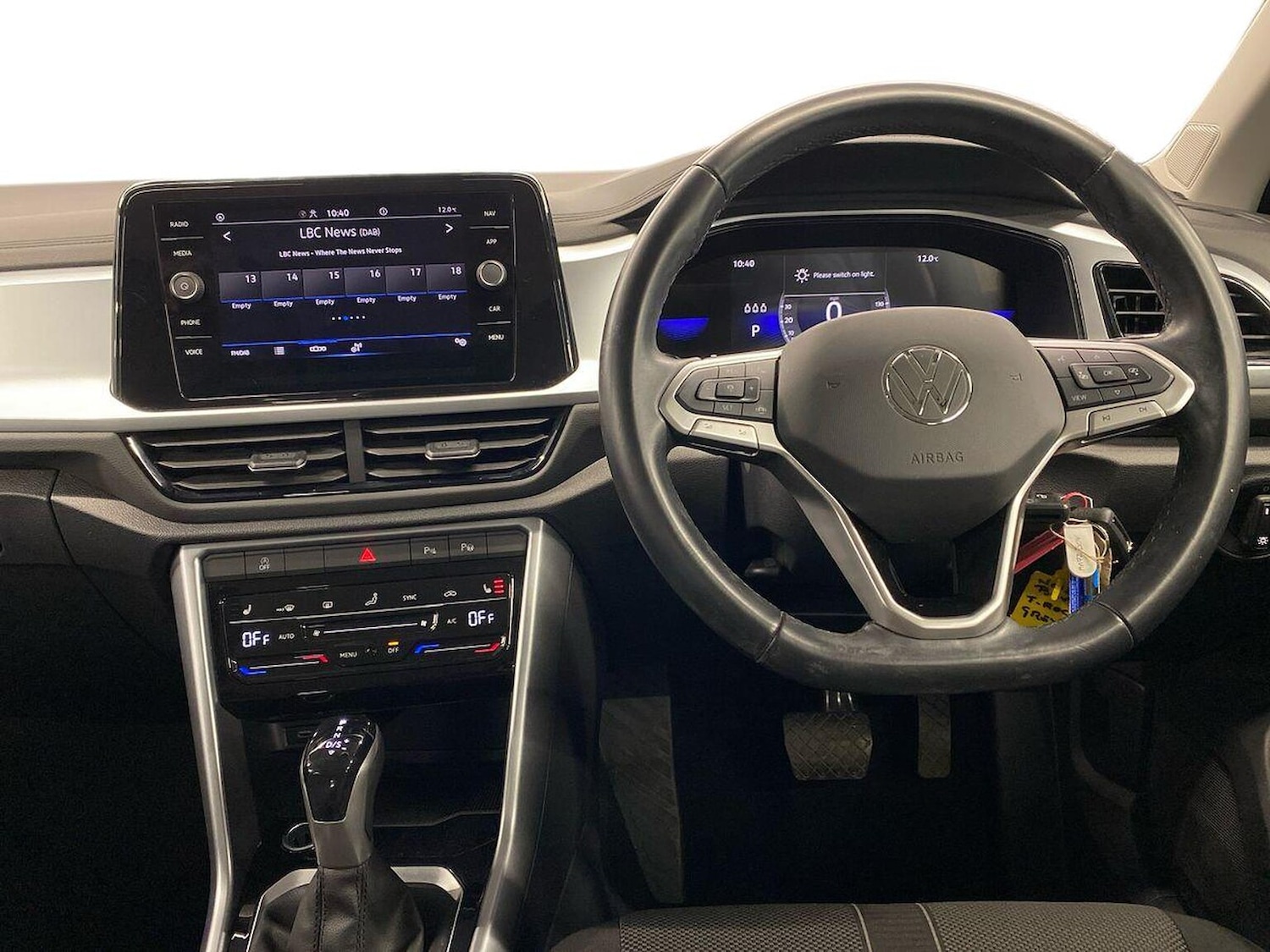 Used Volkswagen T-Roc 2022 for sale - 77528833: Photo 9