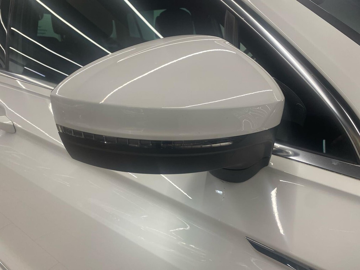 Used Volkswagen Tiguan 2020 for sale - 76963559: Photo 35