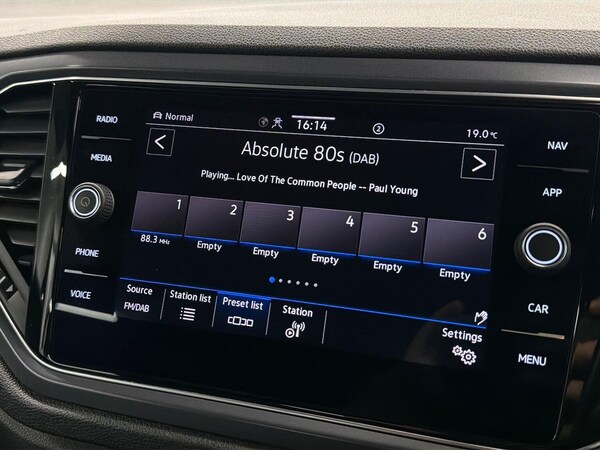 Used Volkswagen T-Roc 2021 for sale - 76182441: Photo 11