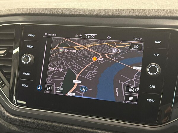 Used Volkswagen T-Roc 2021 for sale - 76182441: Photo 24