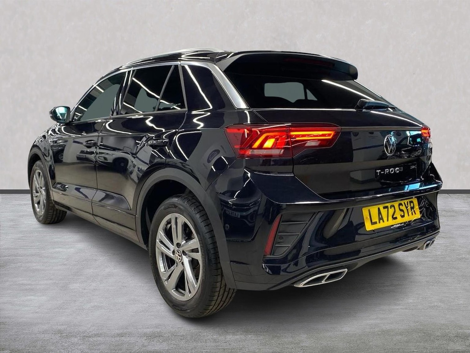 Used Volkswagen T-Roc 2022 for sale - 78194759: Photo 2