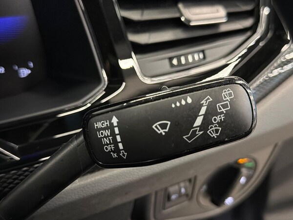 Used Volkswagen Polo 2023 for sale - 76102528: Photo 26