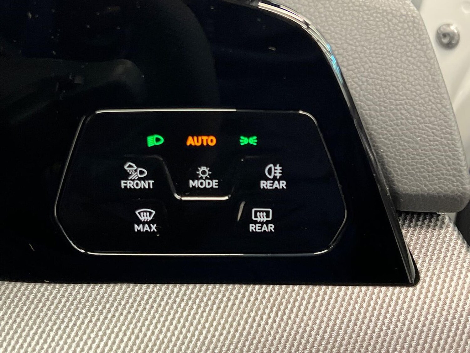 Used Volkswagen Golf 2026 for sale - 78195312: Photo 25