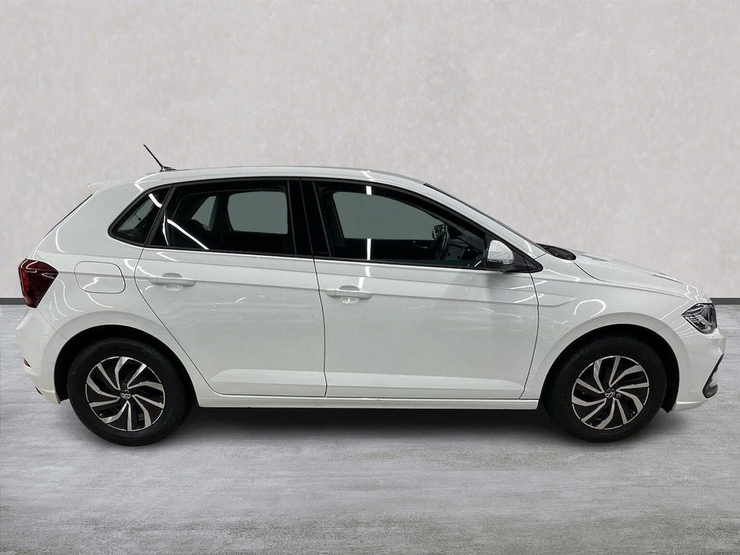 Used Volkswagen Polo 2023 for sale - 76877928: Photo 3