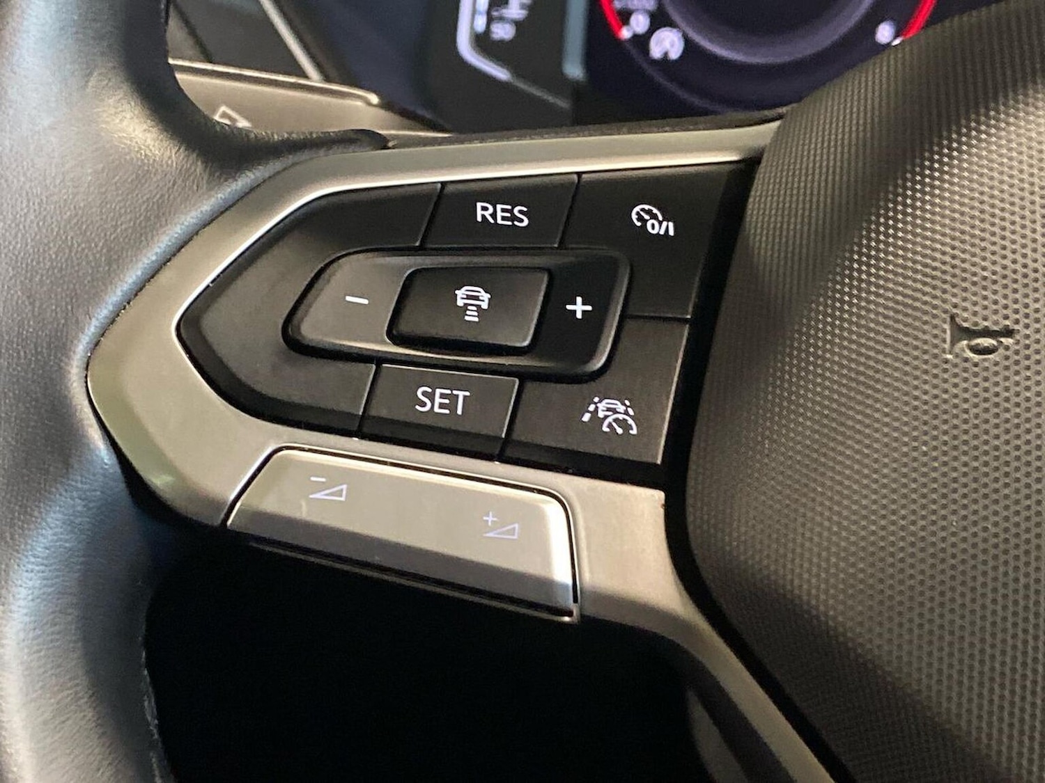 Used Volkswagen Tiguan 2022 for sale - 77802141: Photo 26