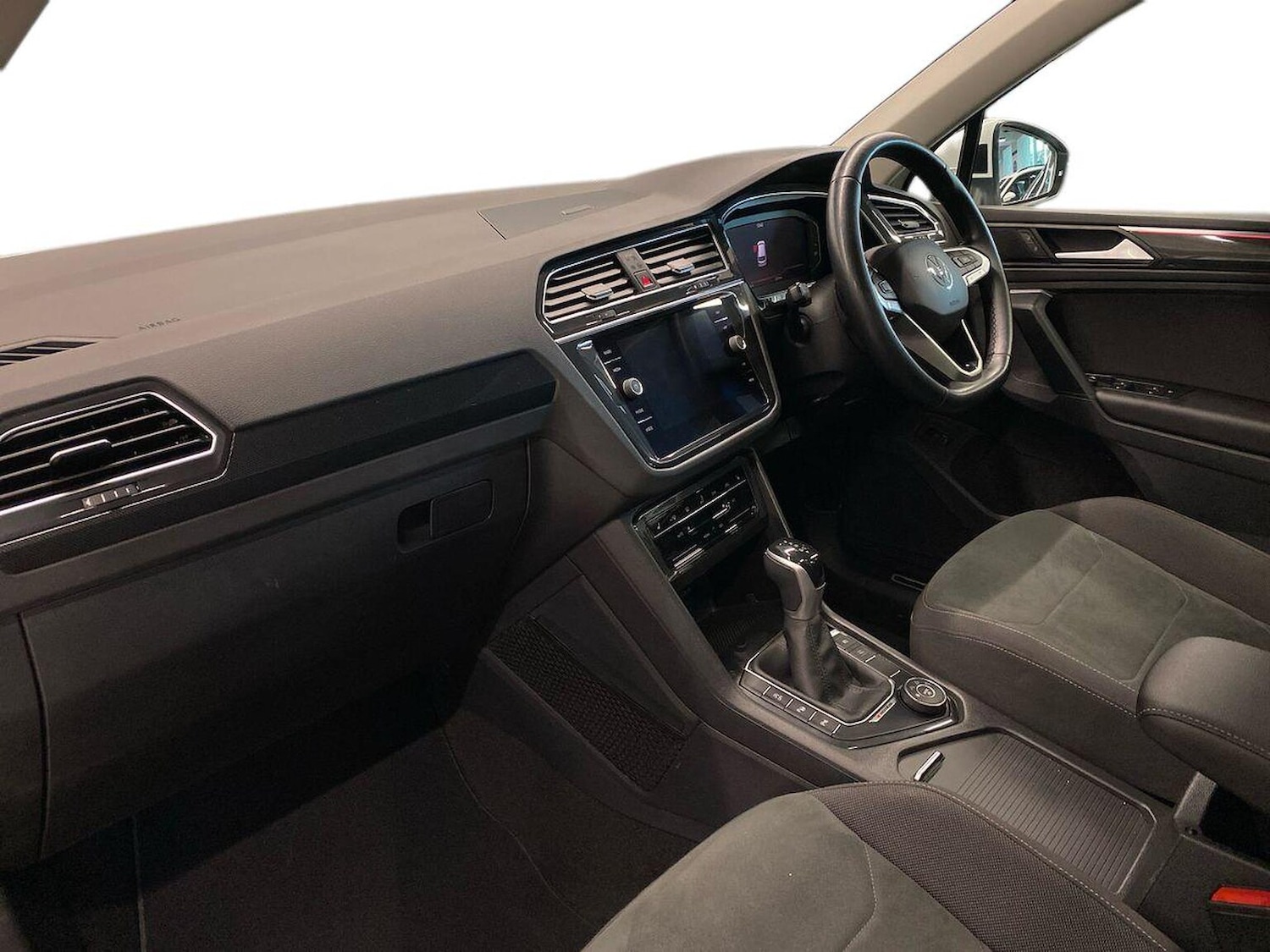 Used Volkswagen Tiguan 2022 for sale - 77802141: Photo 7