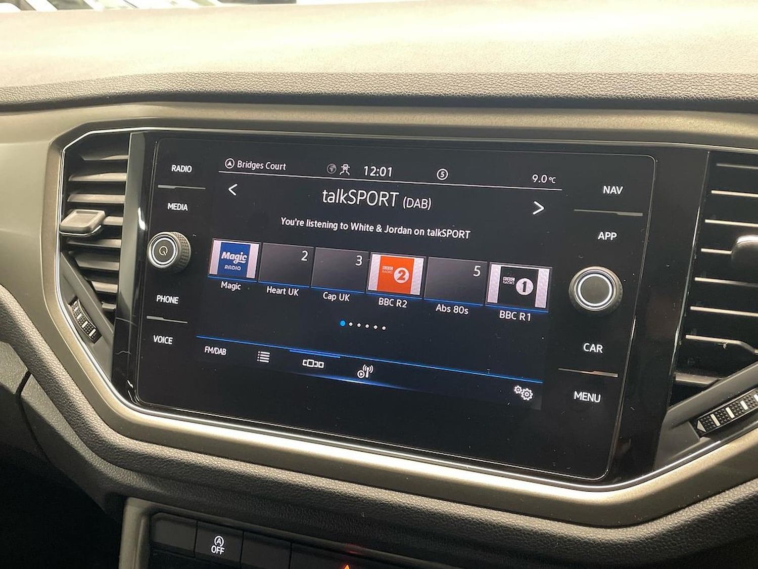 Used Volkswagen T-Roc 2021 for sale - 76694592: Photo 11