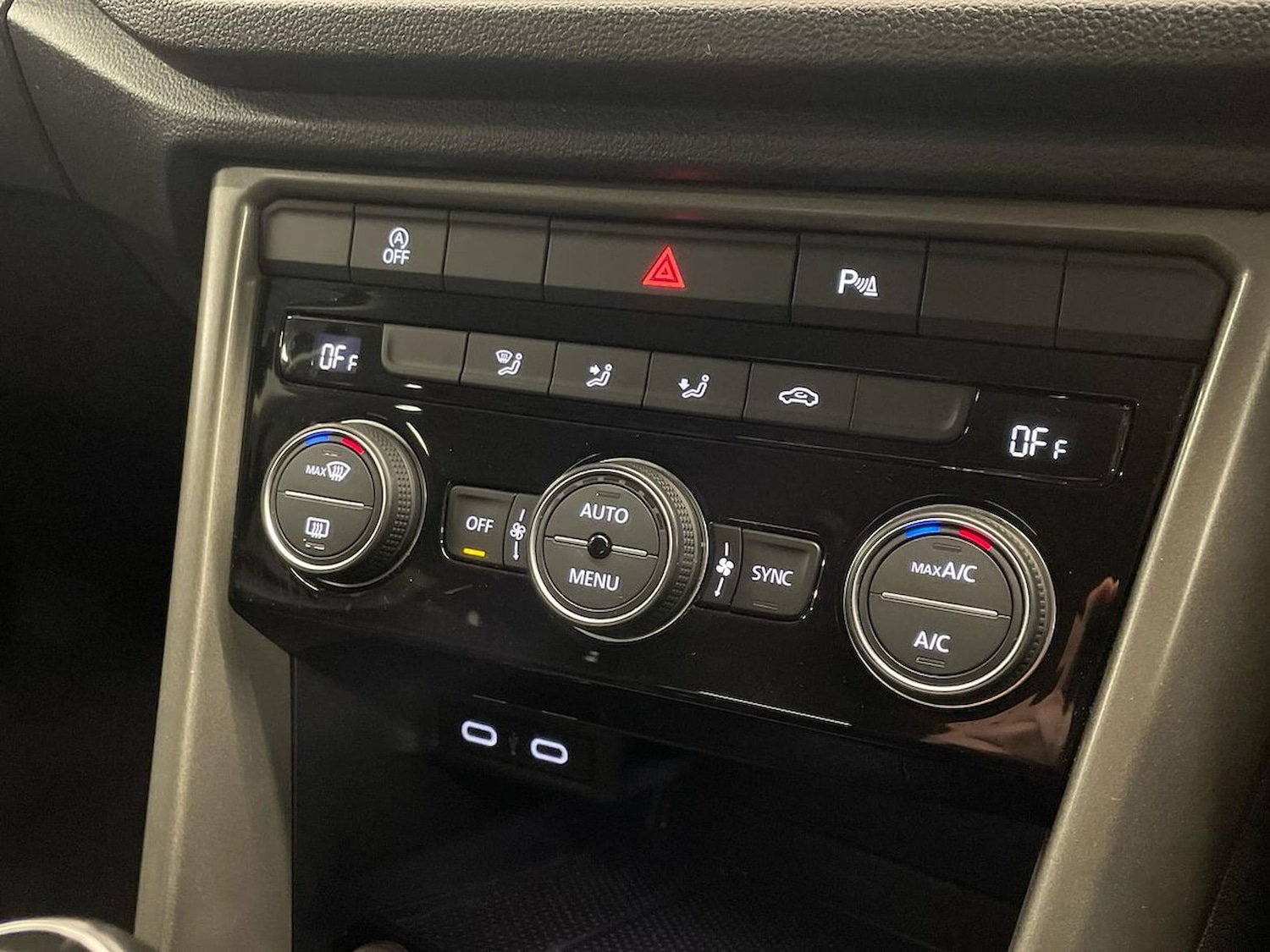 Used Volkswagen T-Roc 2021 for sale - 76694592: Photo 12