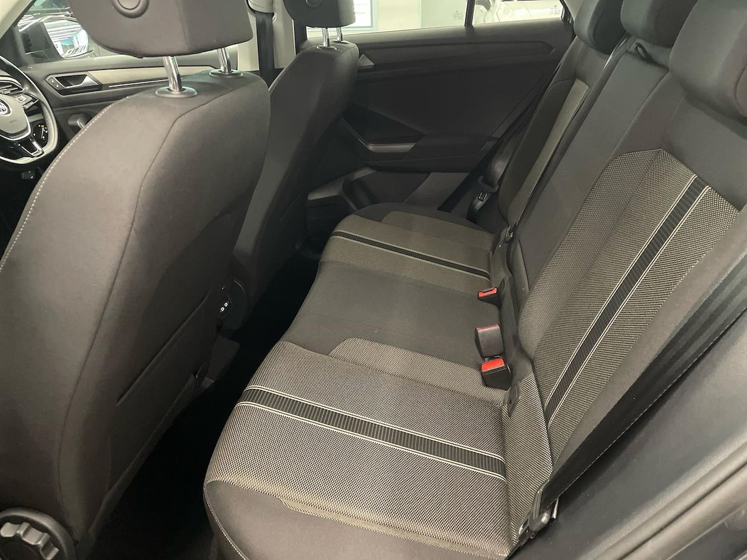 Used Volkswagen T-Roc 2021 for sale - 76694592: Photo 16