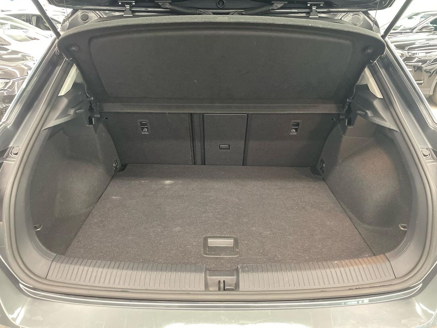 Used Volkswagen T-Roc 2021 for sale - 76694592: Photo 17