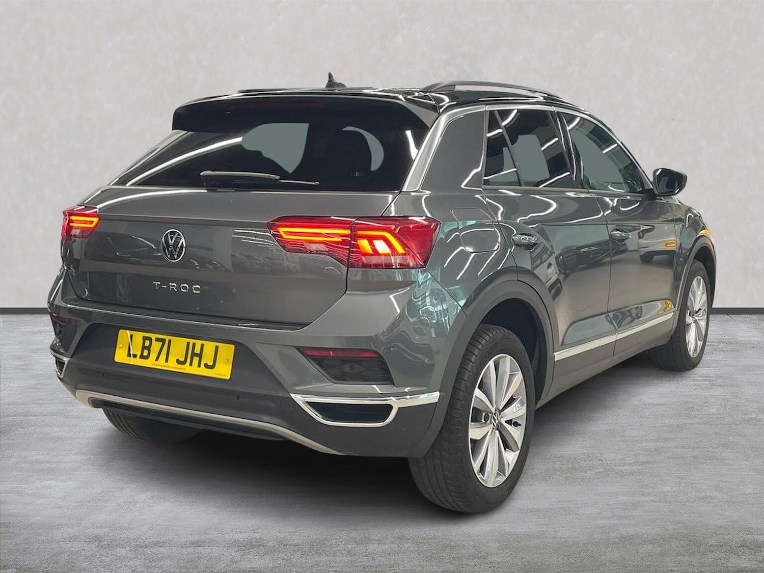 Used Volkswagen T-Roc 2021 for sale - 76694592: Photo 18