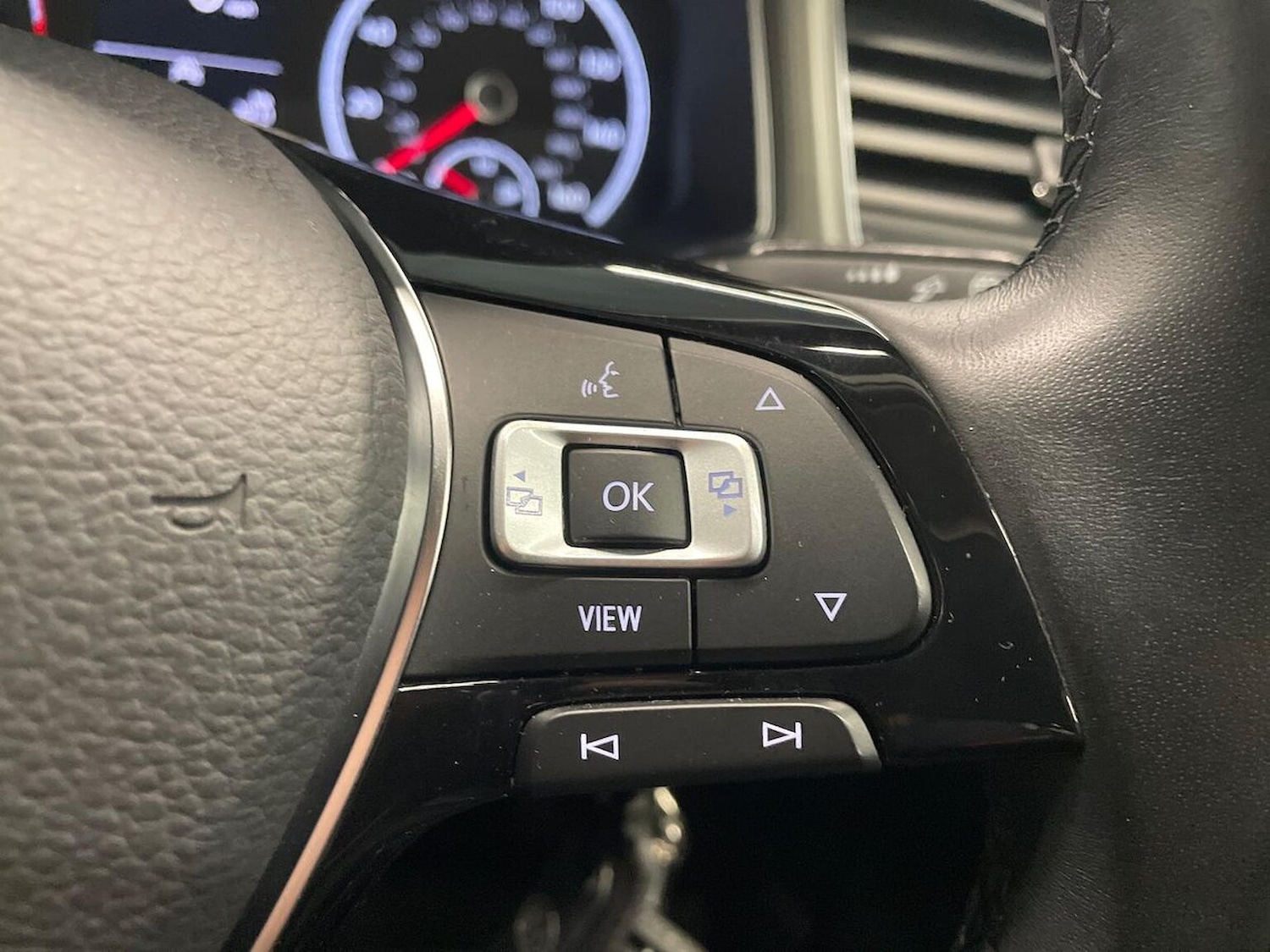 Used Volkswagen T-Roc 2021 for sale - 76694592: Photo 26