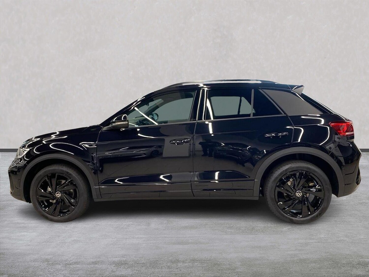 Used Volkswagen T-Roc 2025 for sale - 76324619: Photo 19