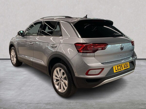 Used Volkswagen T-Roc 2025 for sale - 75491012: Photo 2