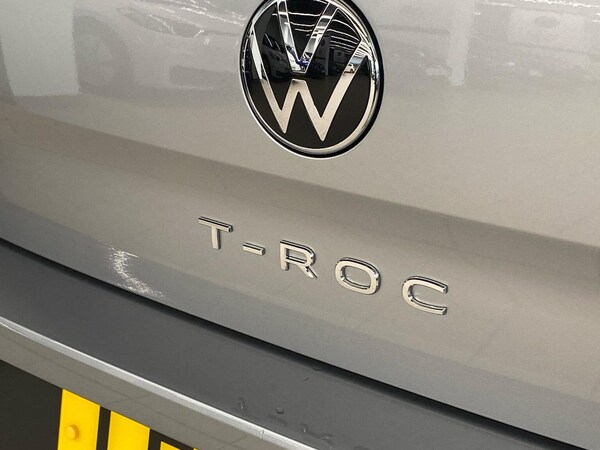 Used Volkswagen T-Roc 2025 for sale - 75491012: Photo 31