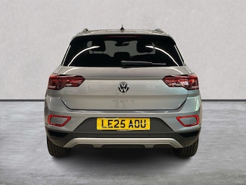 Used Volkswagen T-Roc 2025 for sale - 75491012: Photo