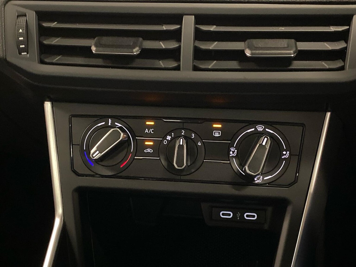 Used Volkswagen Polo 2023 for sale - 76342969: Photo 12