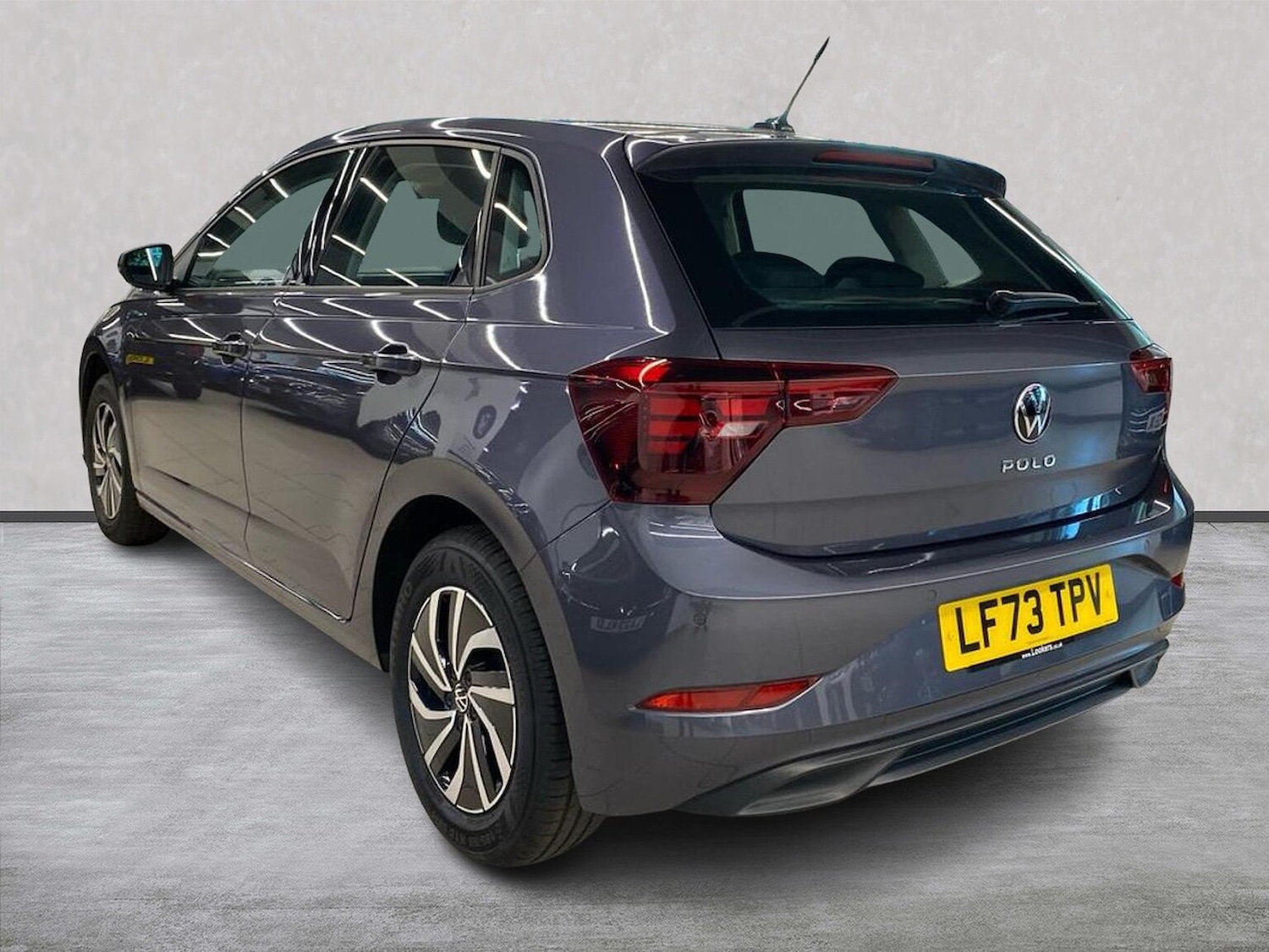 Used Volkswagen Polo 2023 for sale - 76342969: Photo 2