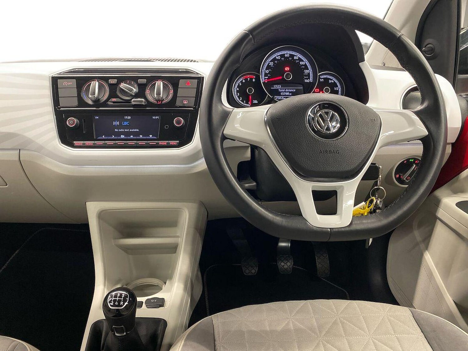 Used Volkswagen up! 2019 for sale - 76979906: Photo 10