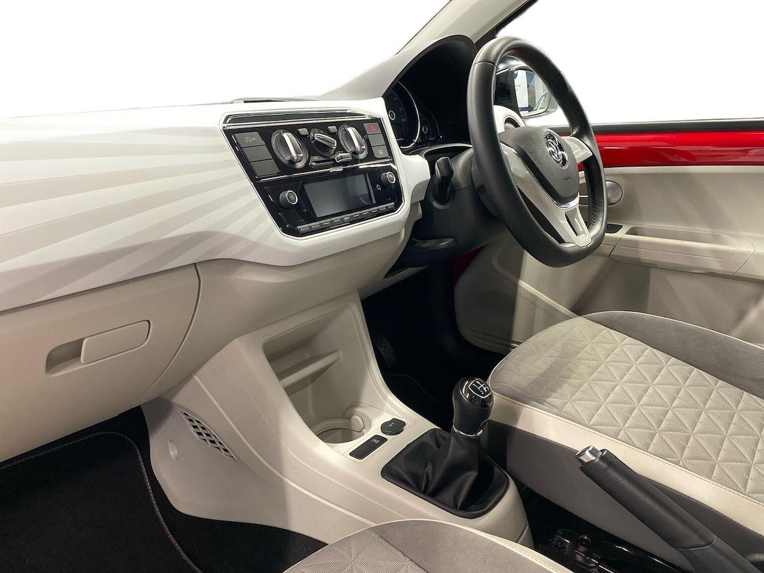 Used Volkswagen up! 2019 for sale - 76979906: Photo 8