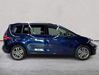 Used Volkswagen Touran 2025 for sale - 79545622: Photo