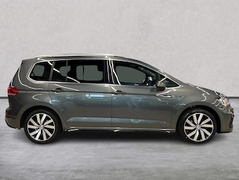 Used Volkswagen Touran 2020 for sale - 78593246: Photo