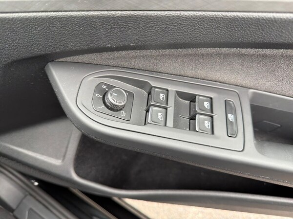 Used Volkswagen Golf 2024 for sale - 76287310: Photo 21