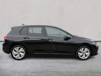 Used Volkswagen Golf 2024 for sale - 76287310: Photo 3